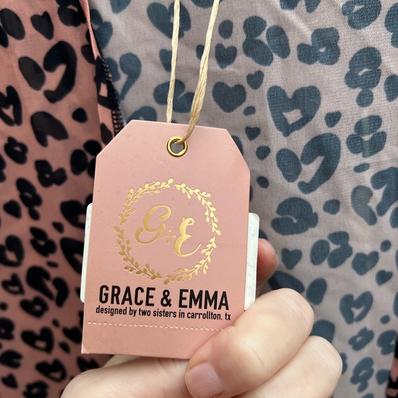 Grace & Emma beautiful things kimono - Picture 5 of 6